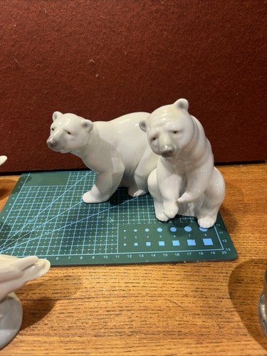 Lladro porcelain polar bear - porcelain,
