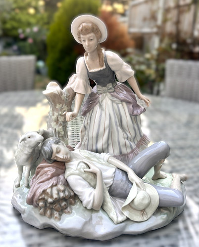 Lladro 4760 rest - rest, the