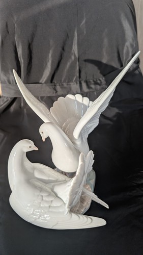 Lladro love nest 6291 - love,
