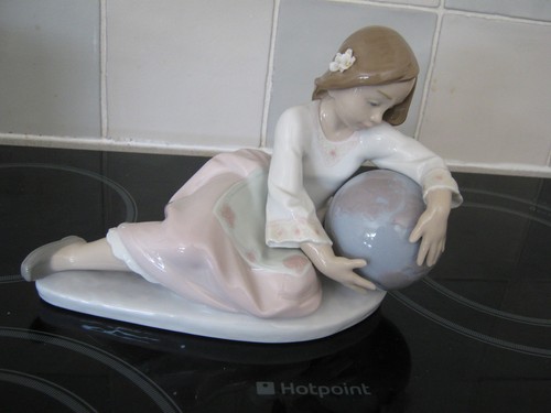 Lladro world fantasy - "world, fantasy"
