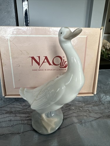 Nao lladro 00245 porcelain - lladro,