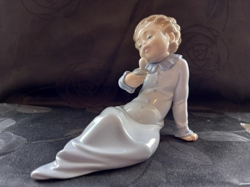 Vintage 1982 lladro 5099 boy - lladro,