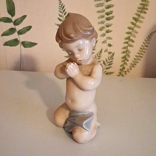Lladro boy with - with, blanket