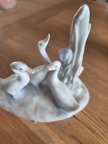 Dao lladro porcelain ducks - by,