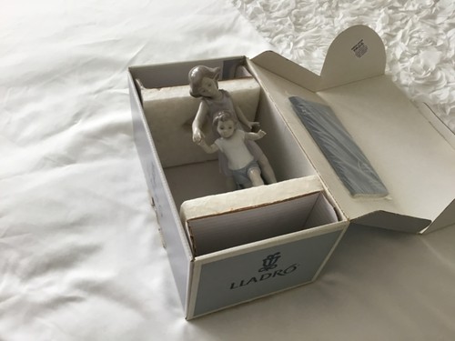 Lladro figurine 8214 of - figurine, #8214