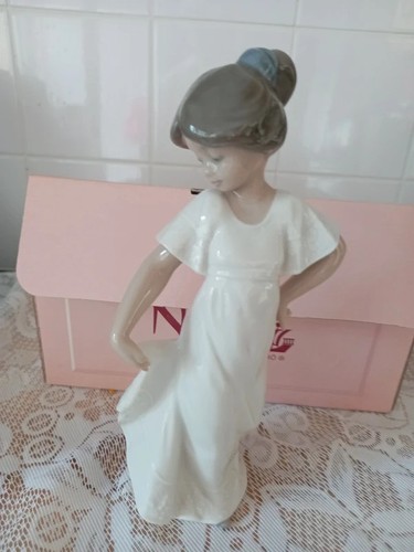 Nao lladro porcelain - nao,
